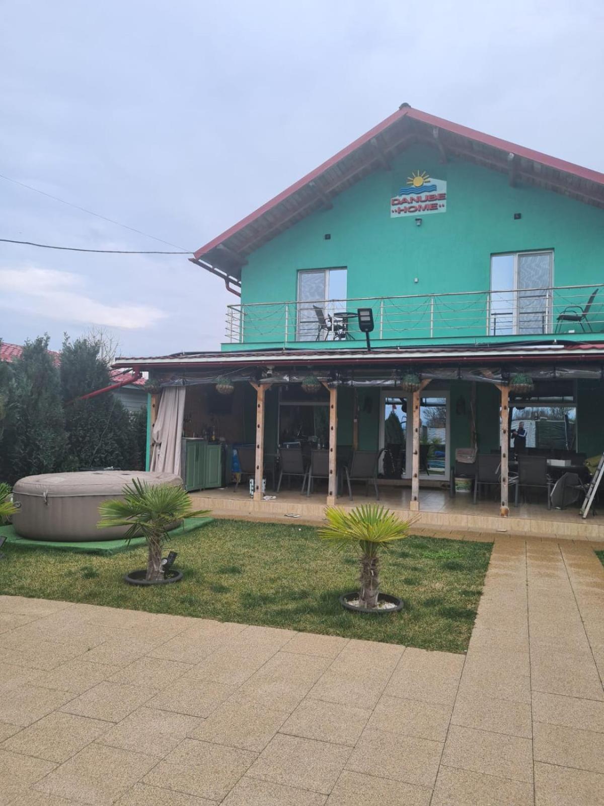 Danube Home Ostrovu Corbului Екстер'єр фото